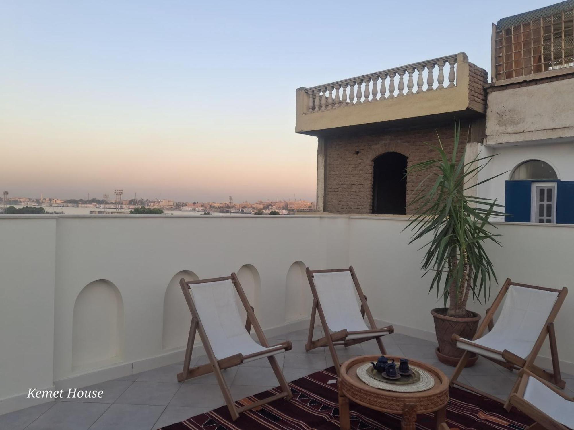 Hotel Kemet House Luxor Esterno foto